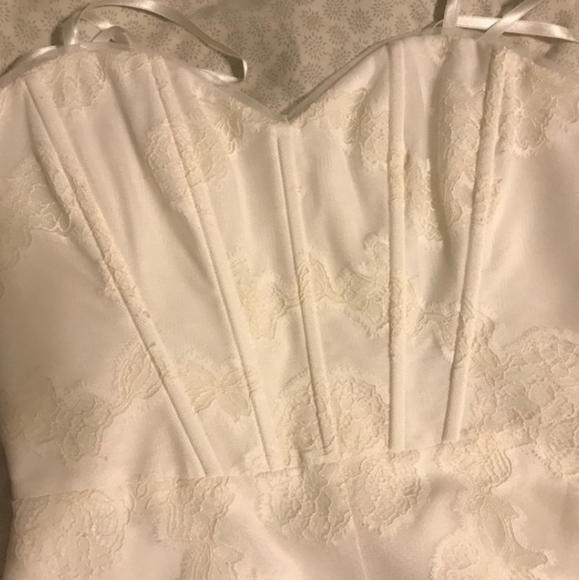 BCBG - Picture 2 of 7